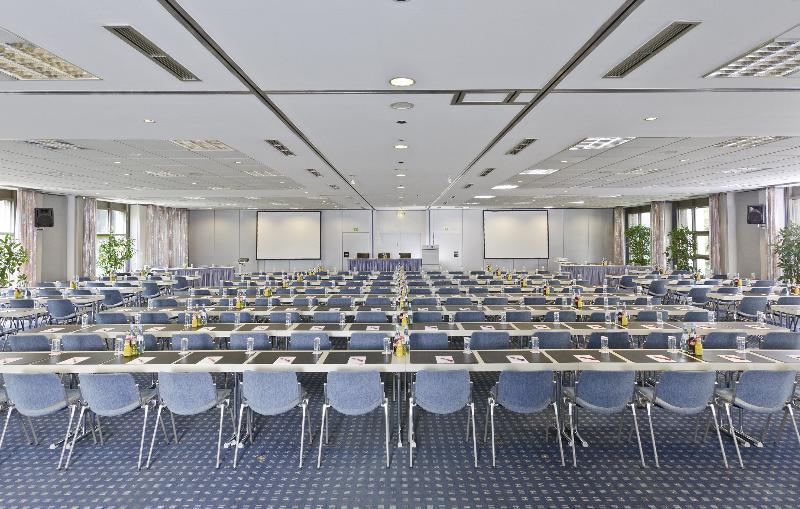 Arvena Park Hotel 4*