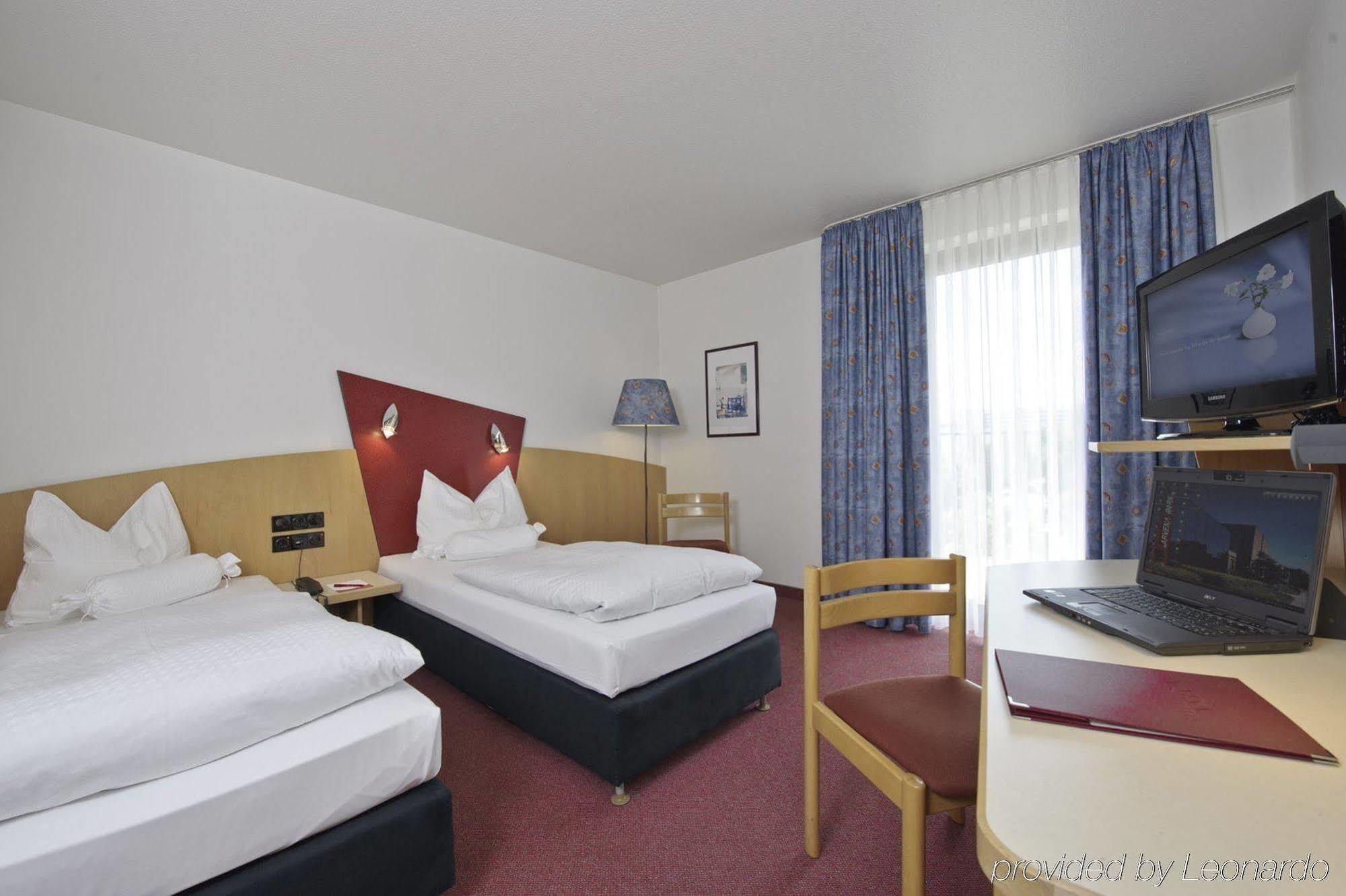Arvena Park Hotel 4*